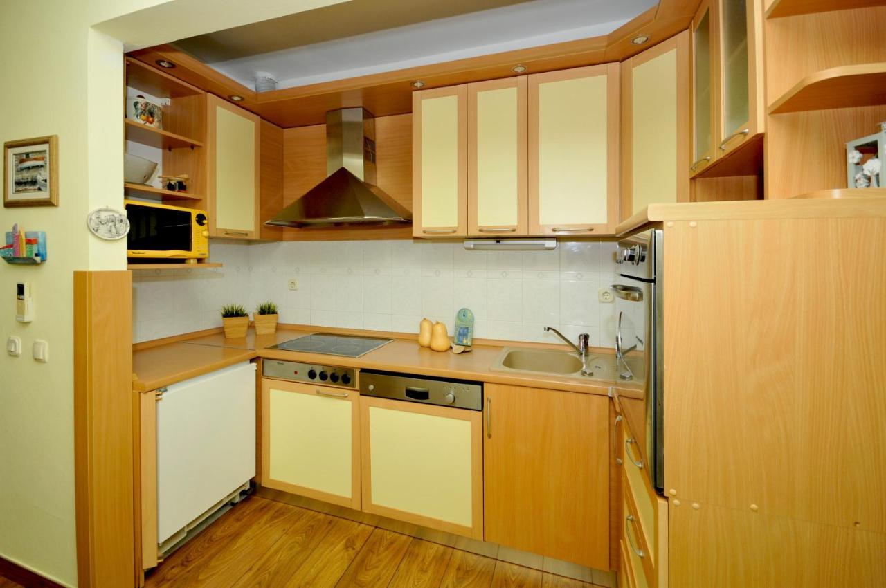 Apartments Penic トロギール エクステリア 写真