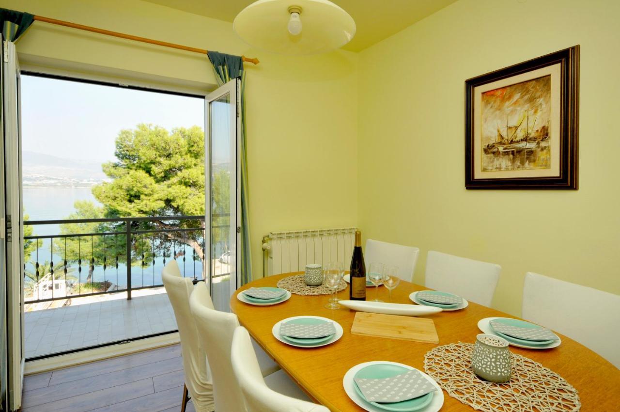 Apartments Penic トロギール エクステリア 写真