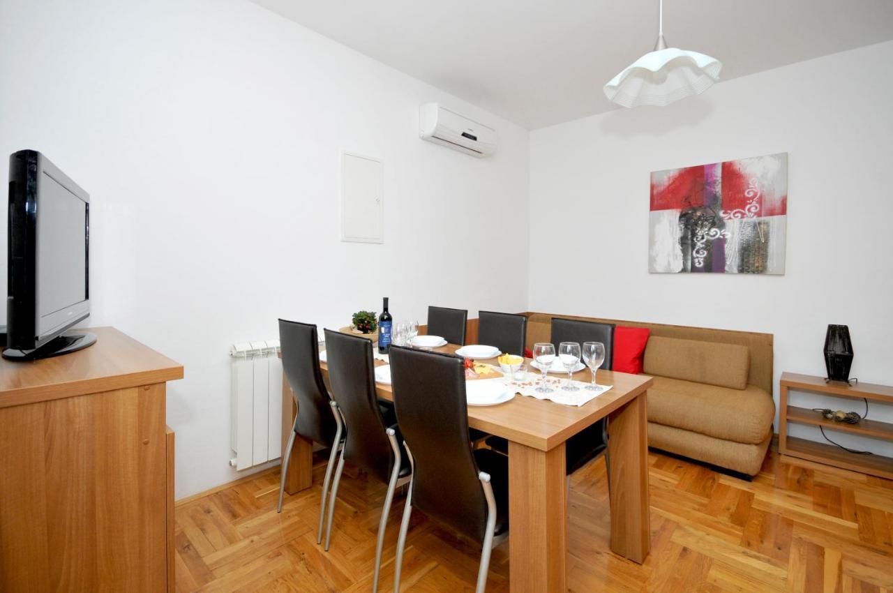 Apartments Penic トロギール エクステリア 写真